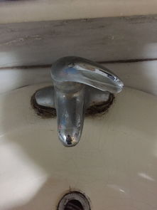 能拆了阀芯直接装快速热水器吗.